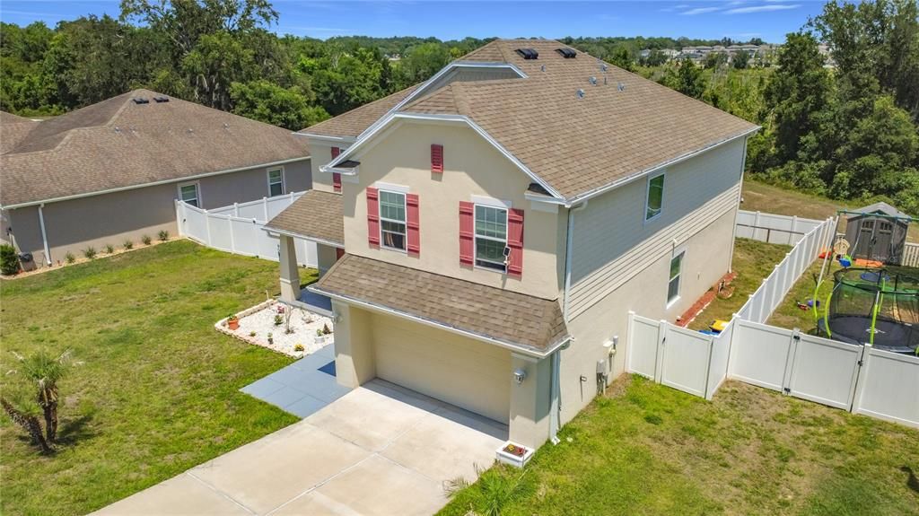 For Sale: $559,990 (5 beds, 3 baths, 2990 Square Feet)