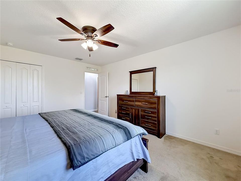 For Sale: $559,990 (5 beds, 3 baths, 2990 Square Feet)