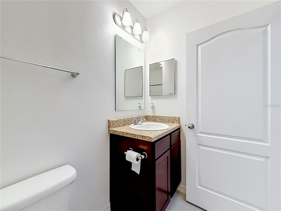 For Sale: $559,990 (5 beds, 3 baths, 2990 Square Feet)
