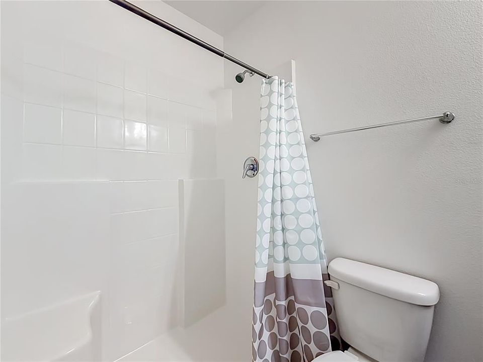 For Sale: $559,990 (5 beds, 3 baths, 2990 Square Feet)