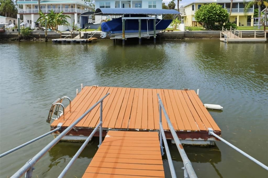 На продажу: $599,900 (3 спален, 2 ванн, 1610 Квадратных фут)