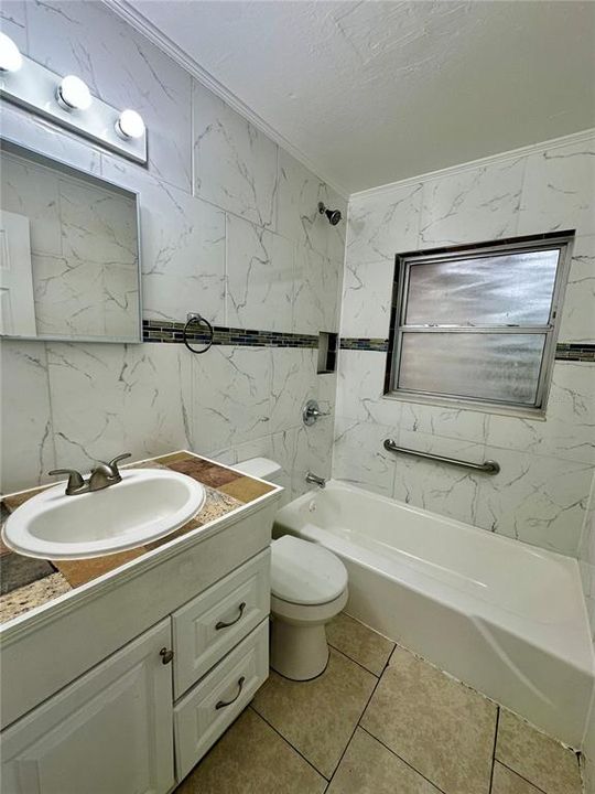 В аренду: $1,600 (3 спален, 1 ванн, 1240 Квадратных фут)