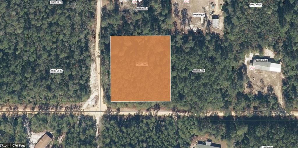 En Venta: $19,900 (1.01 acres)