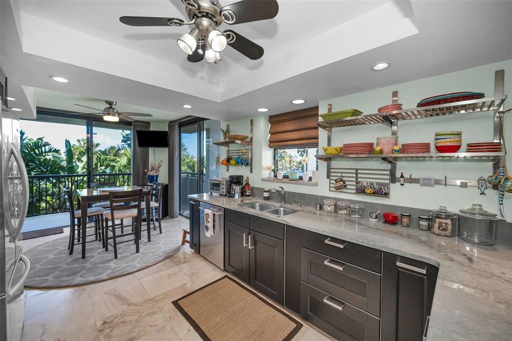 For Sale: $995,000 (2 beds, 2 baths, 1670 Square Feet)