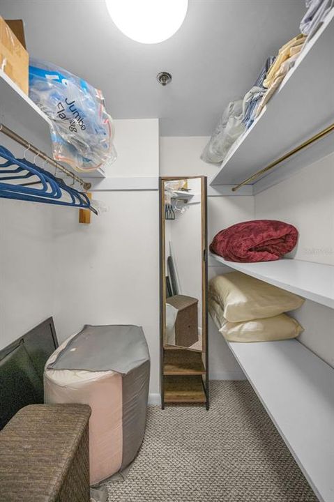 For Sale: $995,000 (2 beds, 2 baths, 1670 Square Feet)