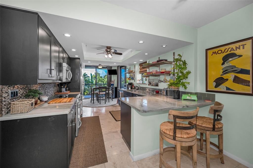 For Sale: $995,000 (2 beds, 2 baths, 1670 Square Feet)