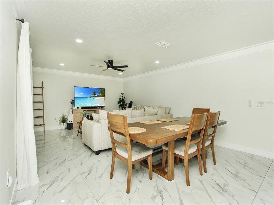 For Sale: $649,900 (5 beds, 2 baths, 2675 Square Feet)