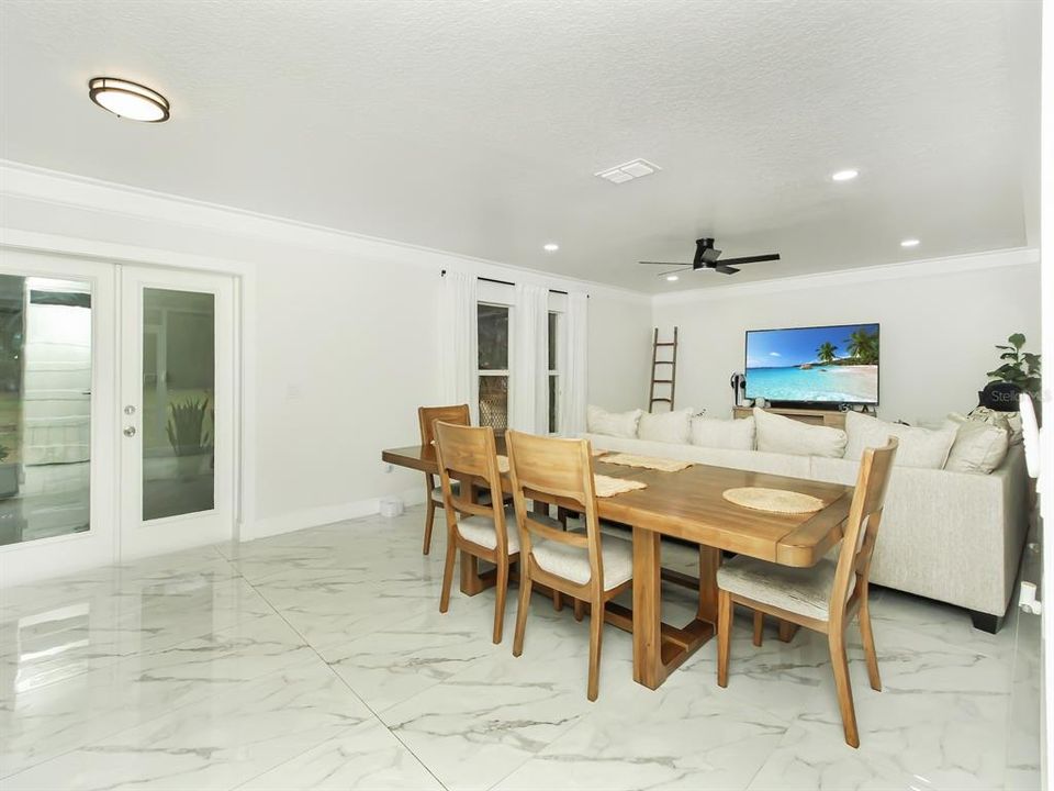 For Sale: $649,900 (5 beds, 2 baths, 2675 Square Feet)