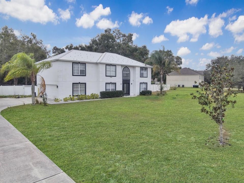 For Sale: $649,900 (5 beds, 2 baths, 2675 Square Feet)