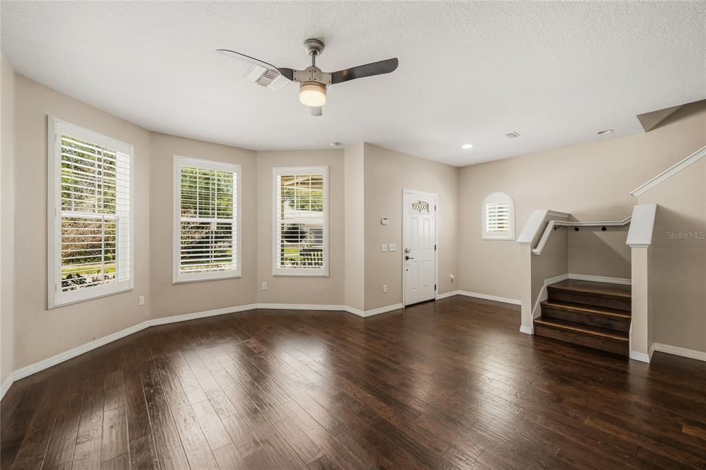 For Sale: $419,000 (3 beds, 2 baths, 1814 Square Feet)