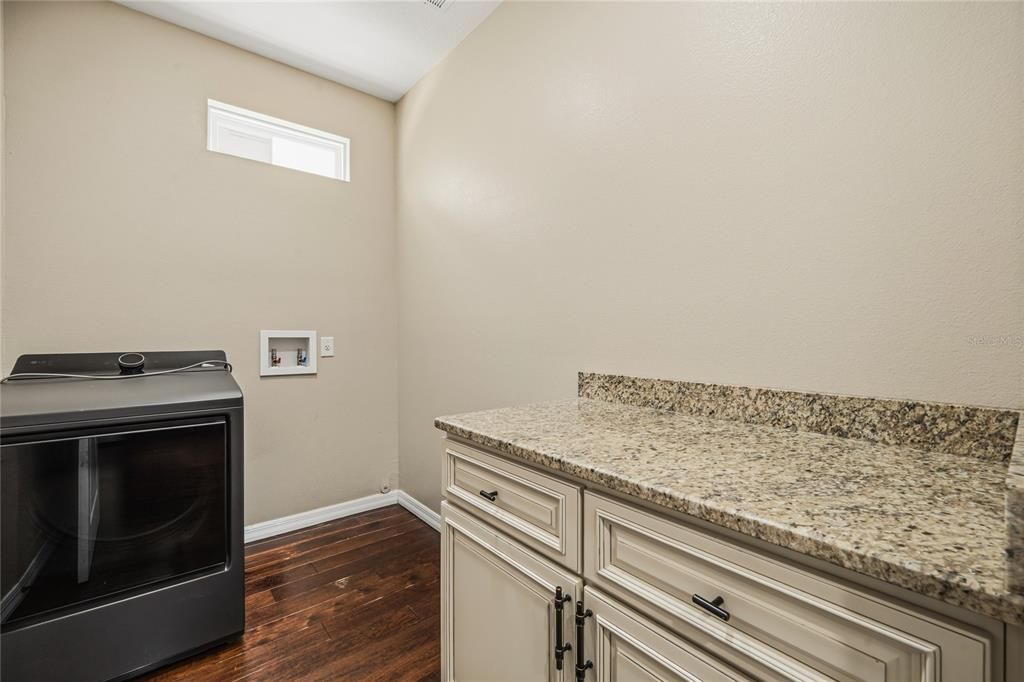 For Sale: $419,000 (3 beds, 2 baths, 1814 Square Feet)