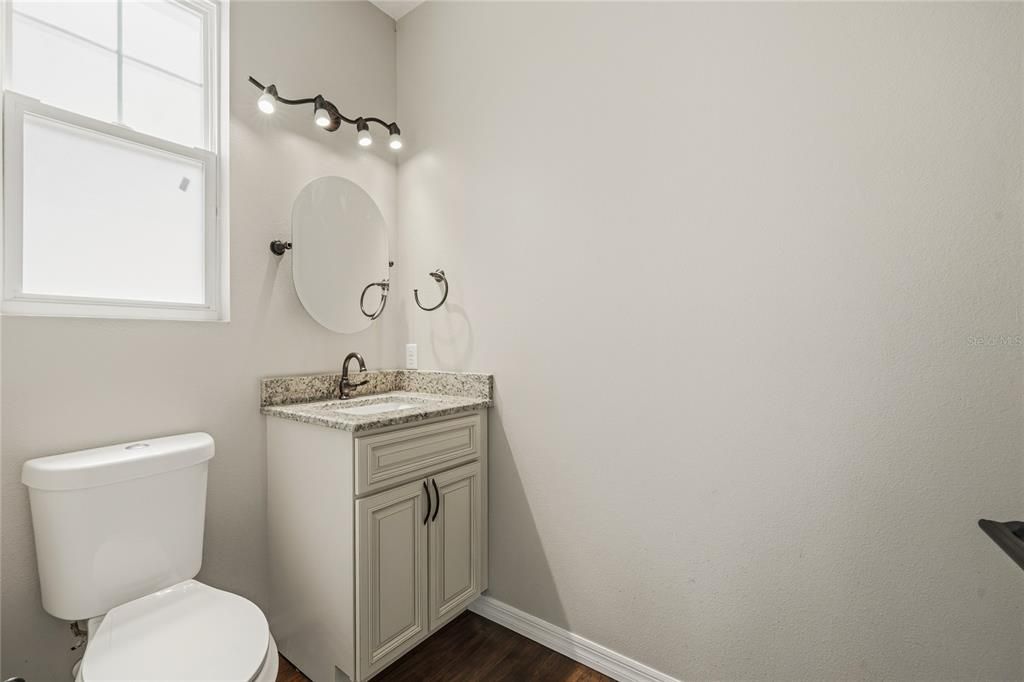 For Sale: $419,000 (3 beds, 2 baths, 1814 Square Feet)