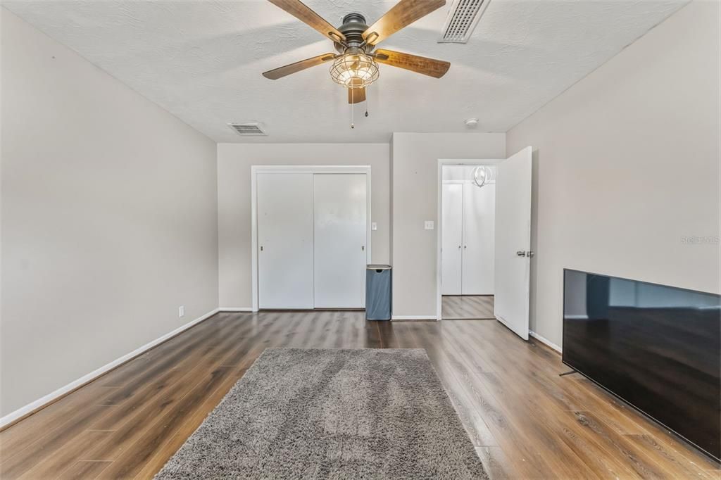 Active With Contract: $850,000 (4 beds, 3 baths, 2772 Square Feet)