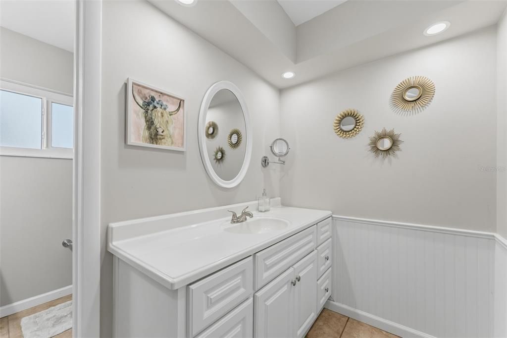 Active With Contract: $850,000 (4 beds, 3 baths, 2772 Square Feet)