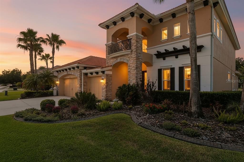 For Sale: $789,000 (4 beds, 3 baths, 3656 Square Feet)