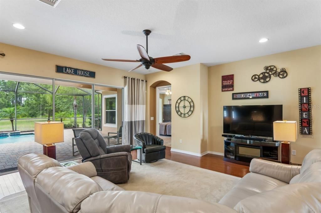 For Sale: $789,000 (4 beds, 3 baths, 3656 Square Feet)