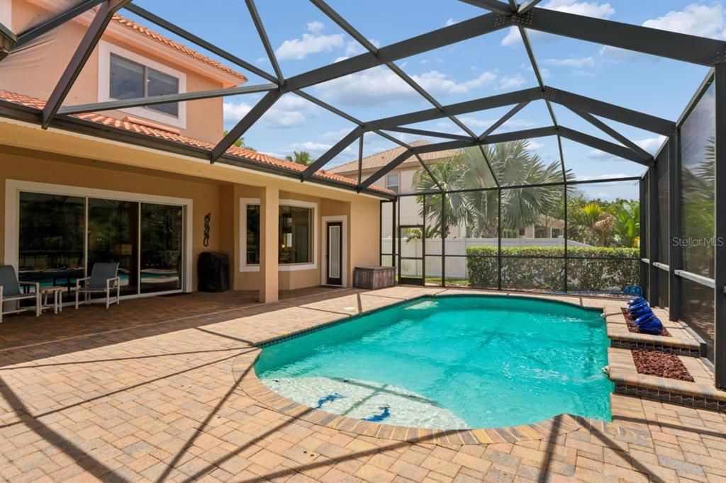 For Sale: $789,000 (4 beds, 3 baths, 3656 Square Feet)