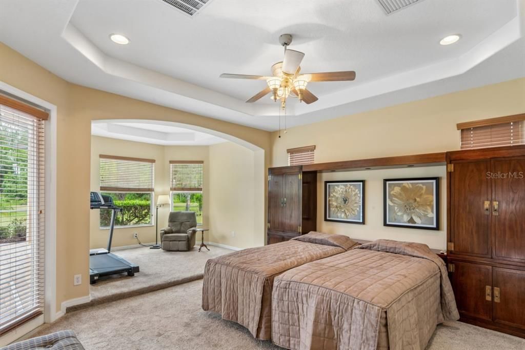 For Sale: $789,000 (4 beds, 3 baths, 3656 Square Feet)