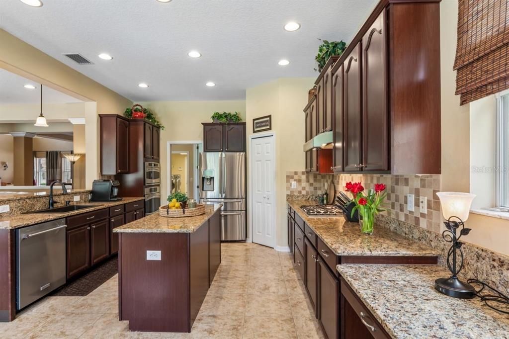 For Sale: $789,000 (4 beds, 3 baths, 3656 Square Feet)
