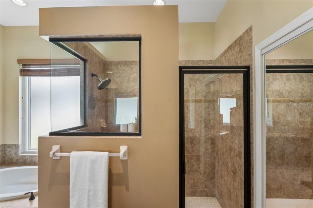 For Sale: $789,000 (4 beds, 3 baths, 3656 Square Feet)