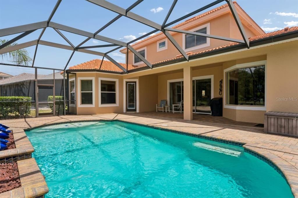 For Sale: $789,000 (4 beds, 3 baths, 3656 Square Feet)