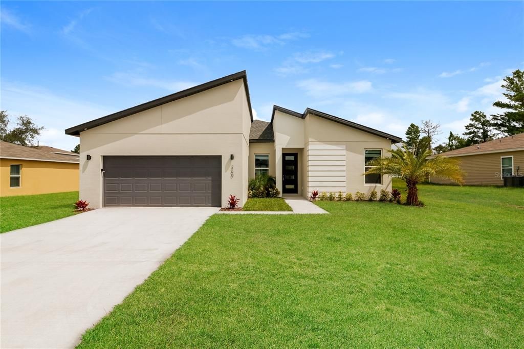 For Rent: $2,085 (4 beds, 2 baths, 1670 Square Feet)