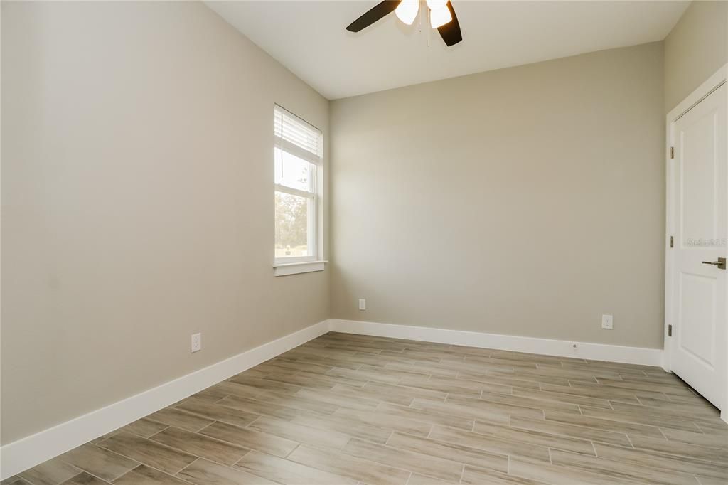 For Rent: $2,085 (4 beds, 2 baths, 1670 Square Feet)