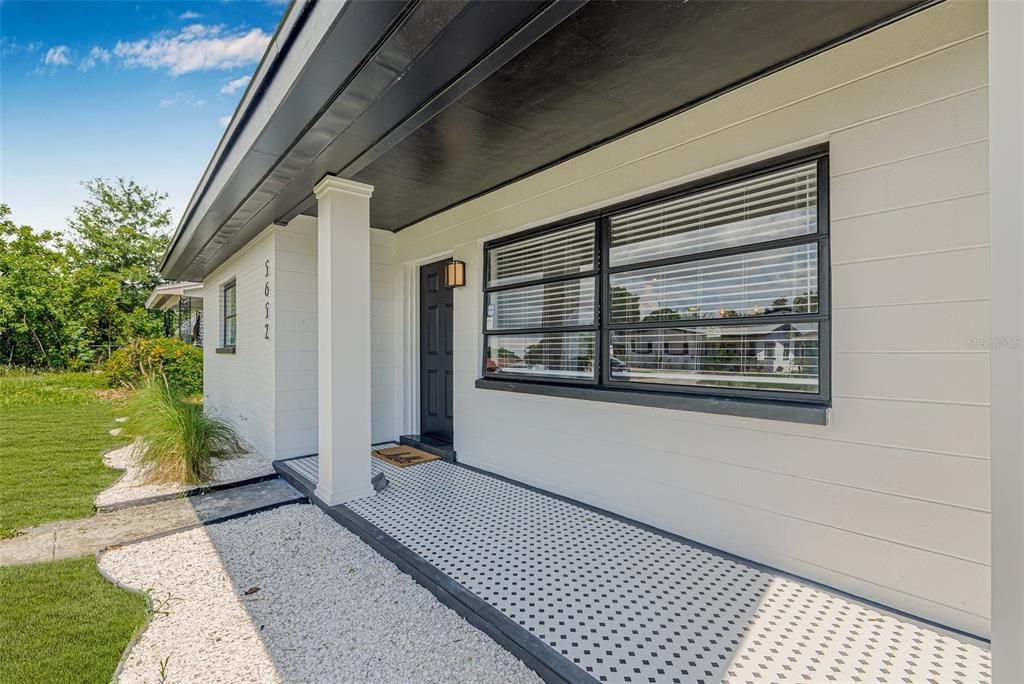 Activo con contrato: $499,900 (3 camas, 2 baños, 1397 Pies cuadrados)
