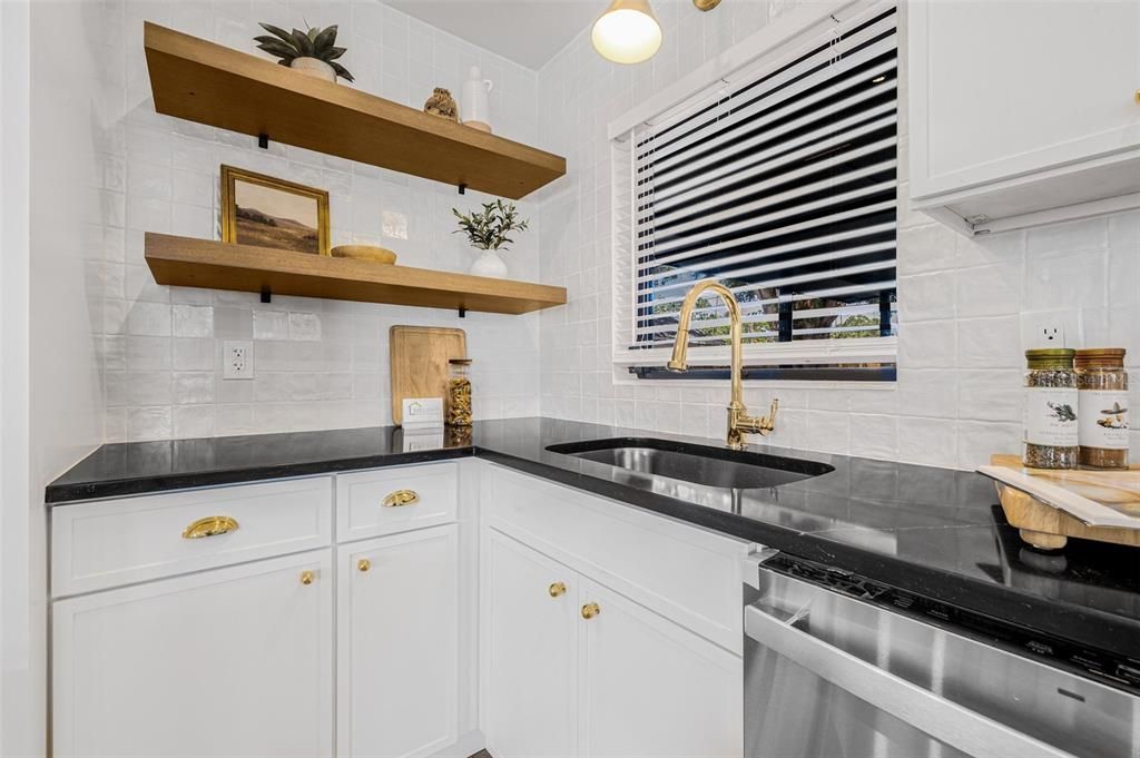 Activo con contrato: $499,900 (3 camas, 2 baños, 1397 Pies cuadrados)