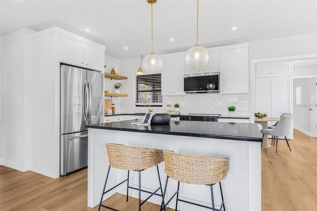 Activo con contrato: $499,900 (3 camas, 2 baños, 1397 Pies cuadrados)