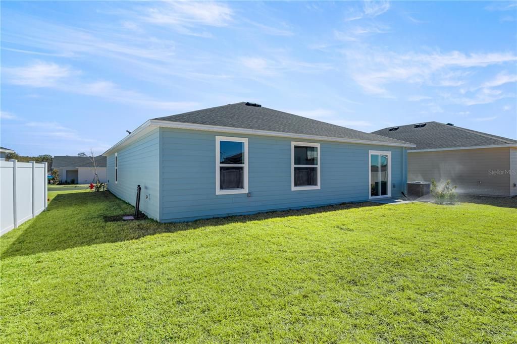 For Sale: $290,140 (3 beds, 2 baths, 1487 Square Feet)