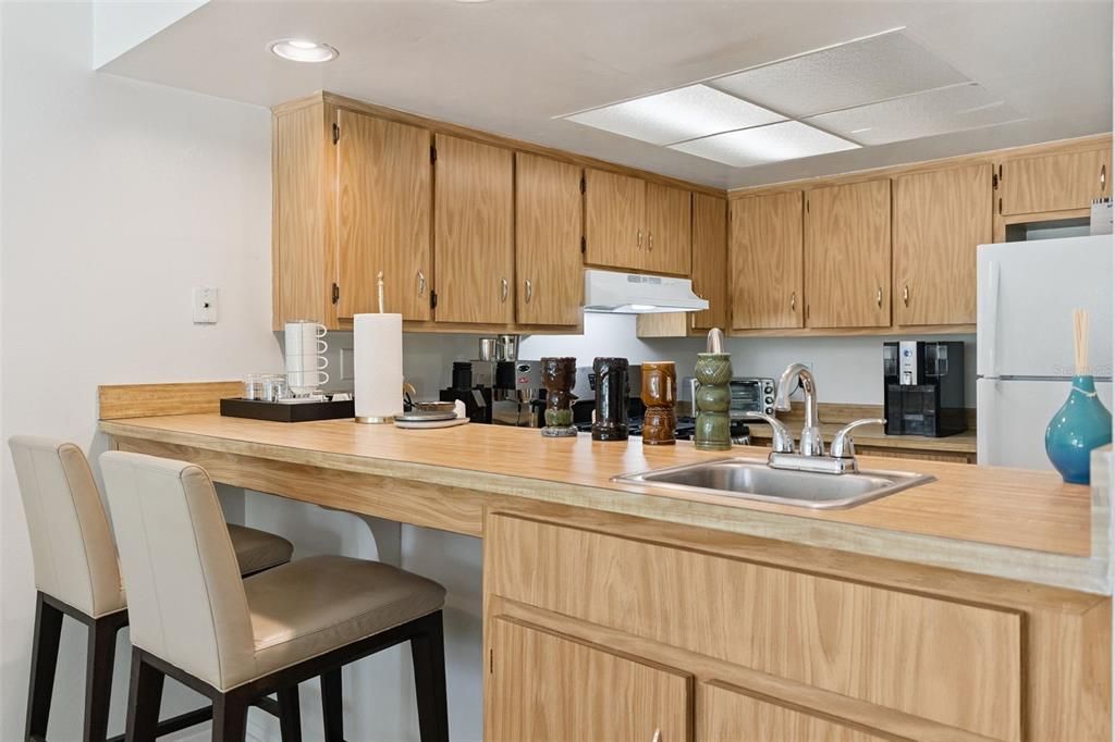 For Sale: $190,000 (2 beds, 2 baths, 1244 Square Feet)