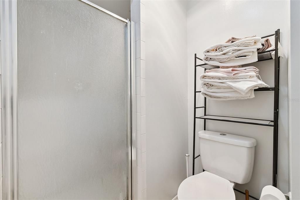 For Sale: $190,000 (2 beds, 2 baths, 1244 Square Feet)