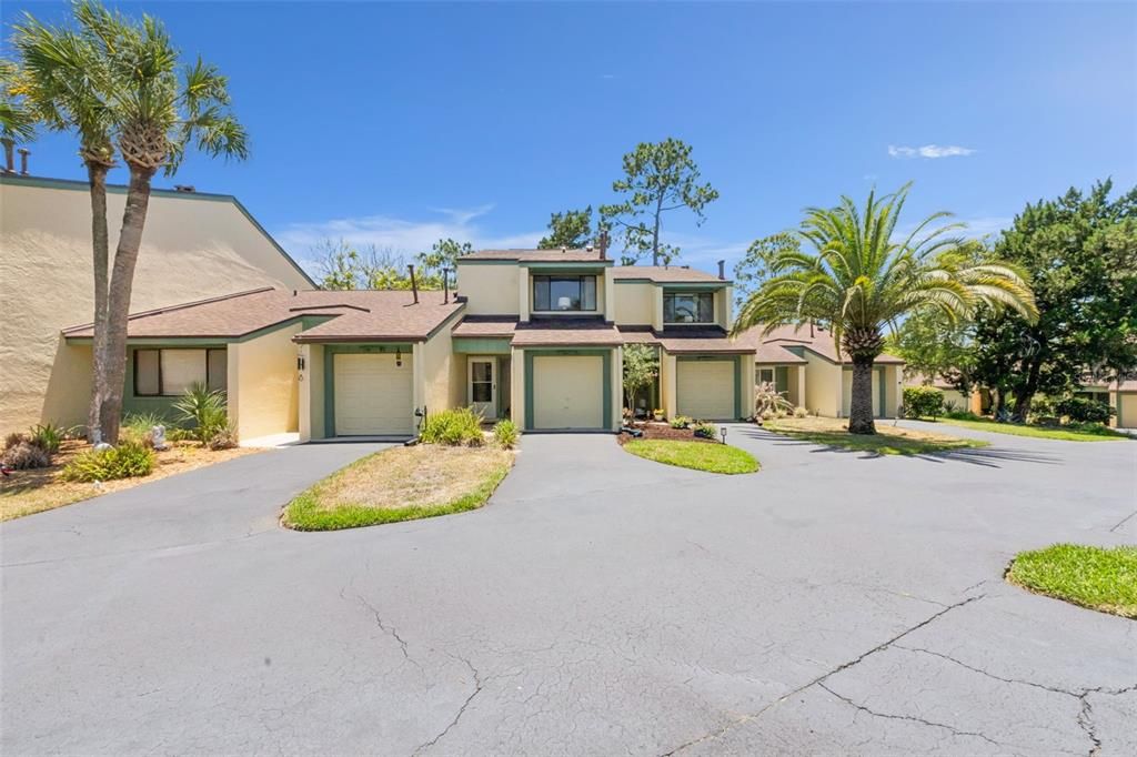 For Sale: $190,000 (2 beds, 2 baths, 1244 Square Feet)