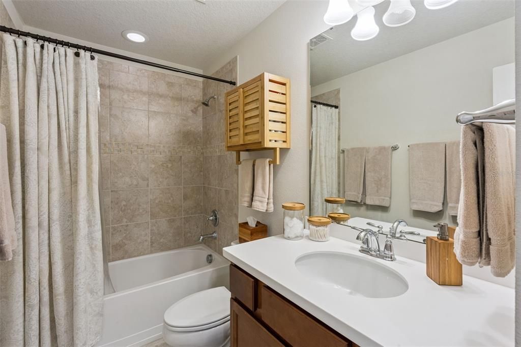 For Sale: $438,100 (3 beds, 2 baths, 1895 Square Feet)