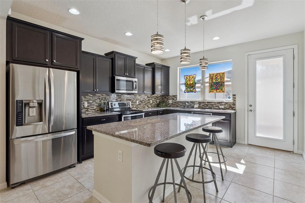 For Sale: $438,100 (3 beds, 2 baths, 1895 Square Feet)