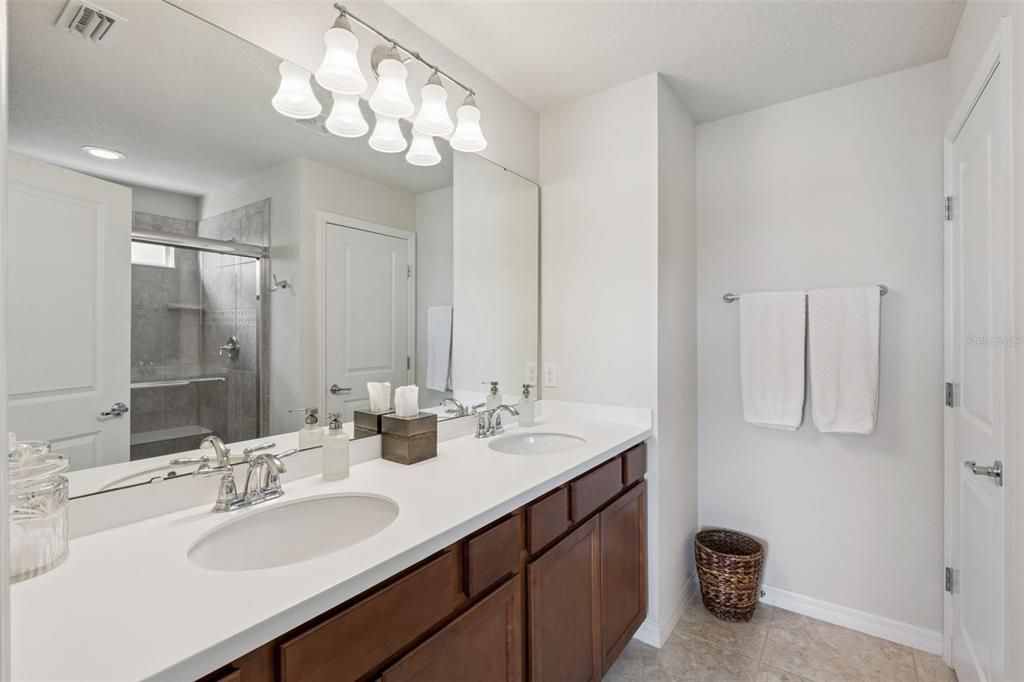 For Sale: $438,100 (3 beds, 2 baths, 1895 Square Feet)