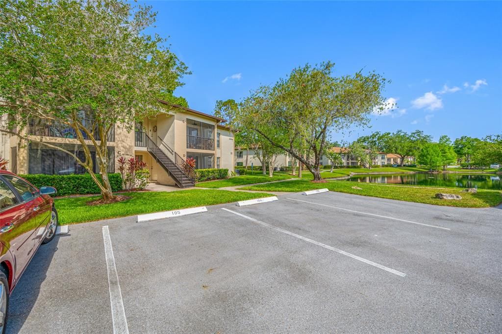 Active With Contract: $159,900 (2 beds, 1 baths, 860 Square Feet)