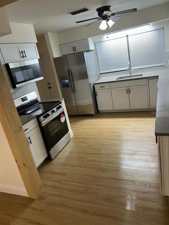 For Rent: $1,750 (3 beds, 2 baths, 1436 Square Feet)