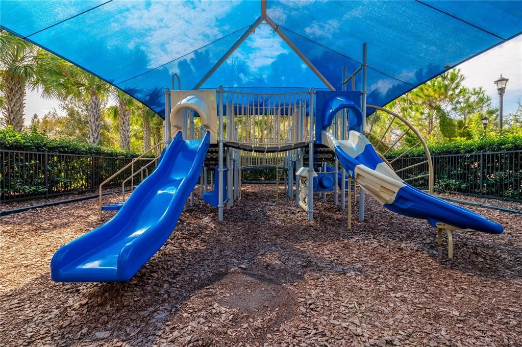 Activo con contrato: $874,900 (4 camas, 3 baños, 2987 Pies cuadrados)