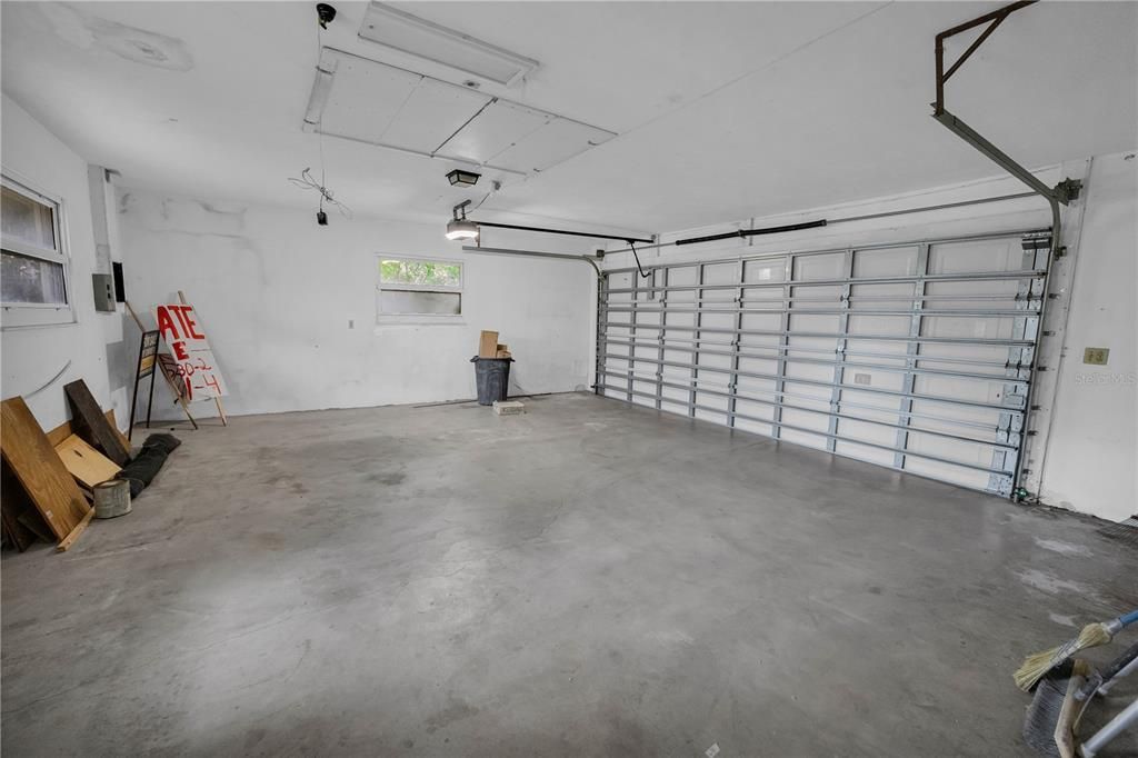 Activo con contrato: $367,500 (3 camas, 2 baños, 1528 Pies cuadrados)