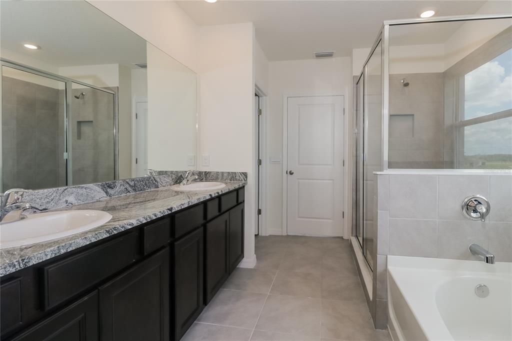 En Renta: $2,999 (5 camas, 3 baños, 2964 Pies cuadrados)