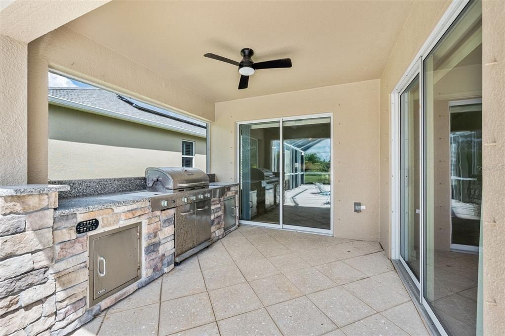 For Sale: $529,000 (3 beds, 2 baths, 2061 Square Feet)