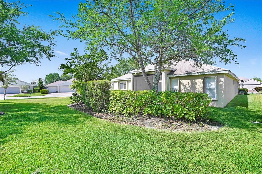 For Sale: $529,000 (3 beds, 2 baths, 2061 Square Feet)