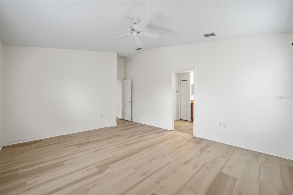 For Sale: $529,000 (3 beds, 2 baths, 2061 Square Feet)