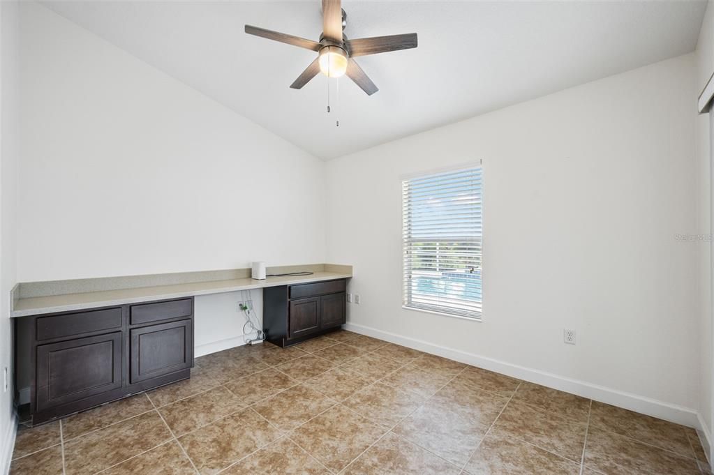 For Sale: $529,000 (3 beds, 2 baths, 2061 Square Feet)