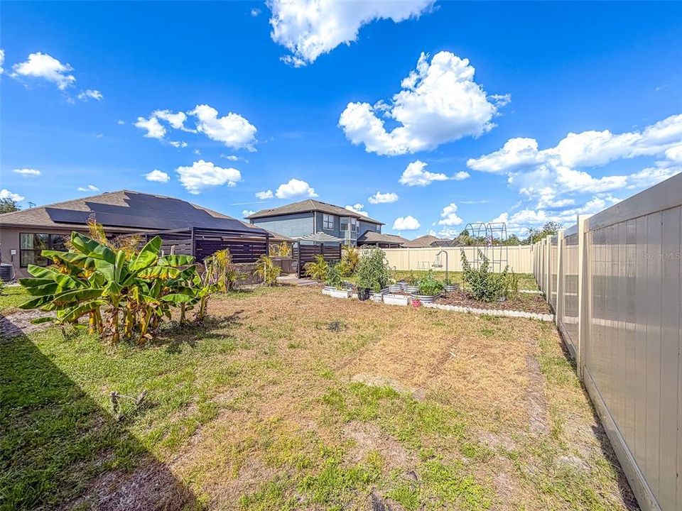 En Venta: $425,000 (4 camas, 2 baños, 2169 Pies cuadrados)