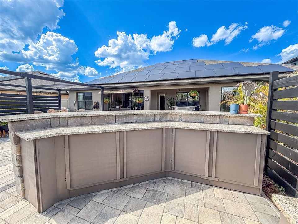 En Venta: $425,000 (4 camas, 2 baños, 2169 Pies cuadrados)