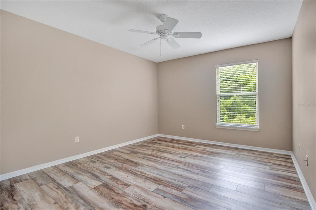 For Sale: $528,000 (4 beds, 2 baths, 2870 Square Feet)
