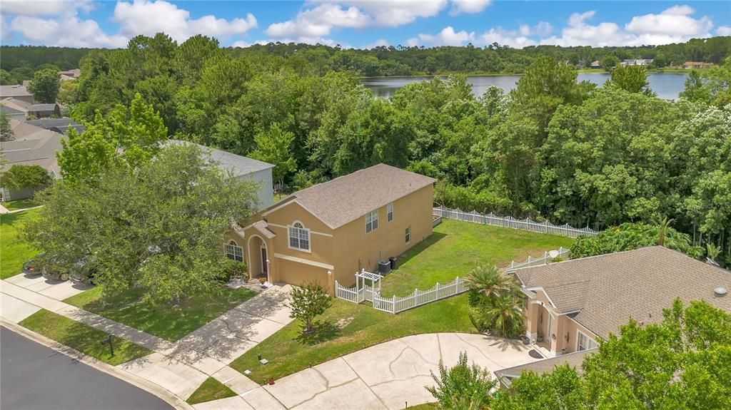 For Sale: $528,000 (4 beds, 2 baths, 2870 Square Feet)